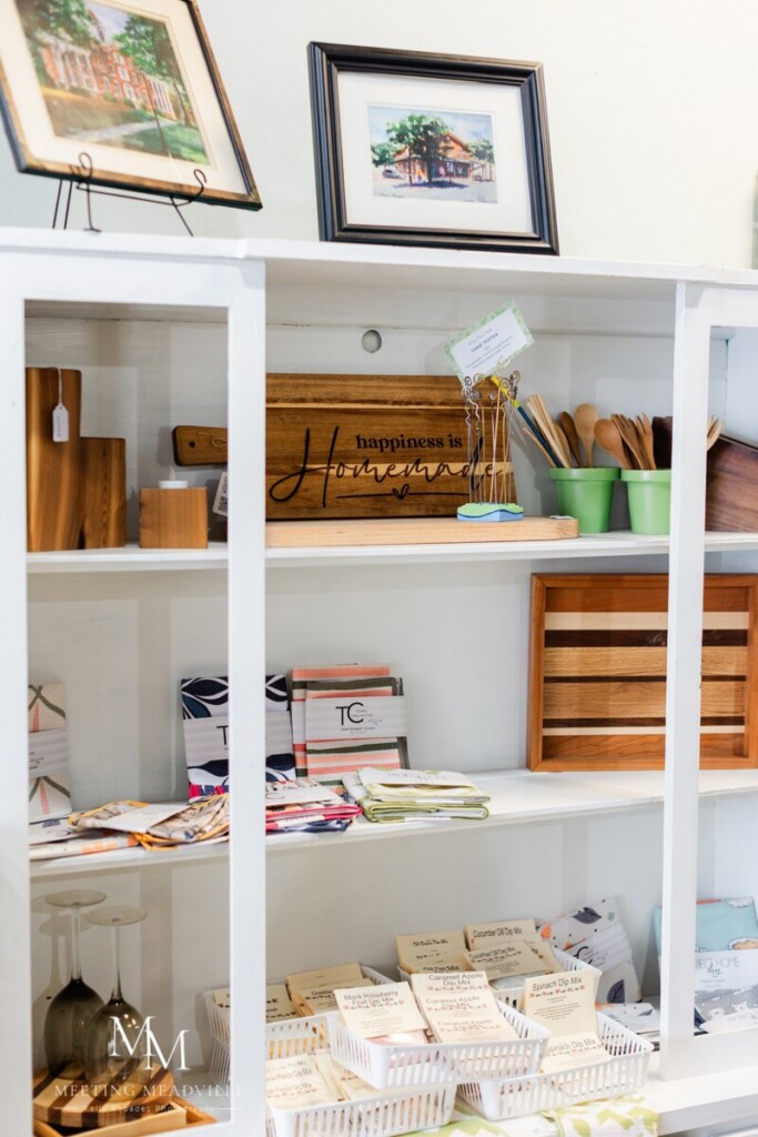 the greene shoppe wooden display
